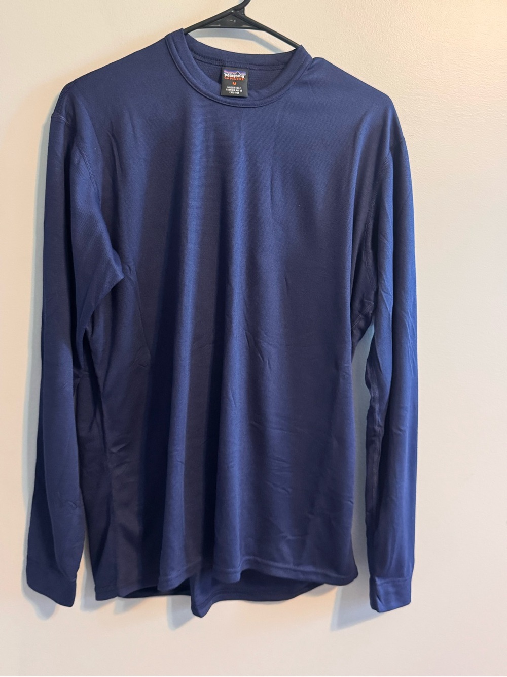 Patagonia Capilene Men’s Medium Navy Long Sleeve Baselayer Made in USA